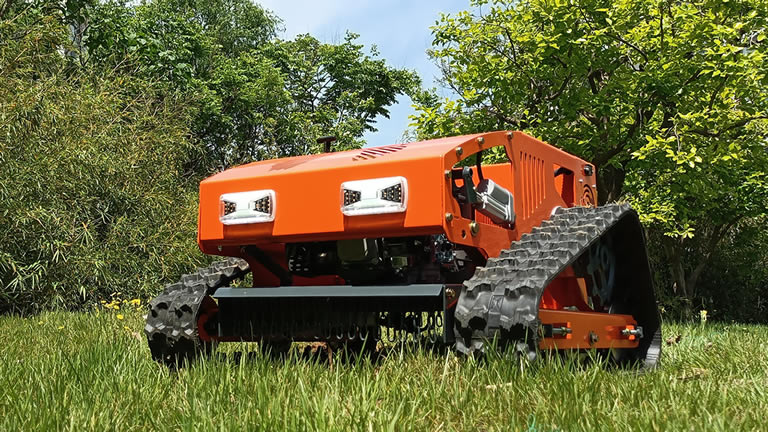 Crawler Remote Controlled Brush Mower for Sale