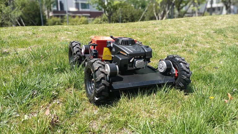 चीन ने बिक्री के लिए वायरलेस रोबोट घास काटने की मशीन कम कीमत, चीनी सबसे अच्छा तालाब खरपतवार कटर बनाया
