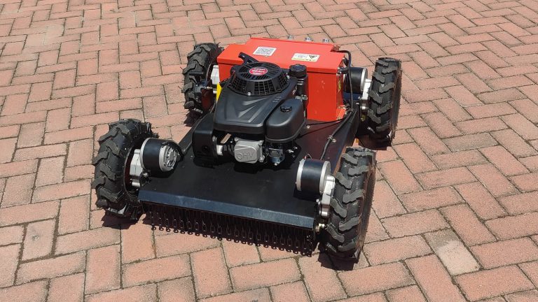 Benzin Selbstänneg Opluedstatioun Batterie Fernsteuerung Distanz 200m Fernsteuert Tracked Robotermäher