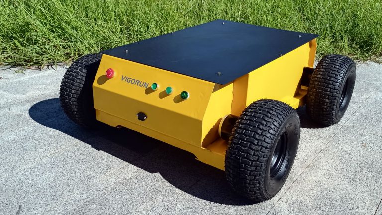 factory direct sales low price customization DIY remote-controlled rubber tracked chassis from China