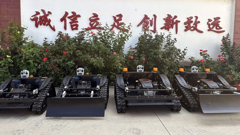 remote control tracked slasher mower made in China manufacturer factory