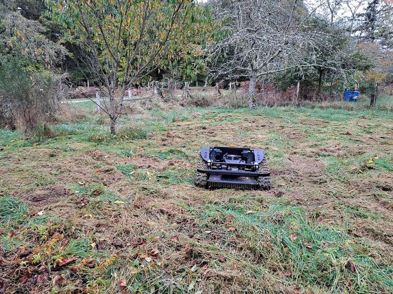 Impressive Performance of the VTLM600 Remote Mower: A French Customer’s Success Story