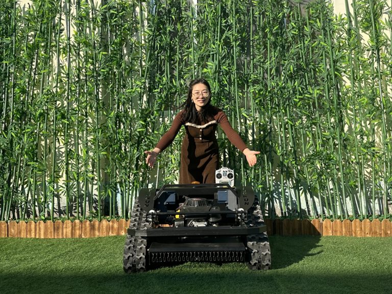 factory direct sales low wholesale price China weeds remote controlled brush mower for slopes